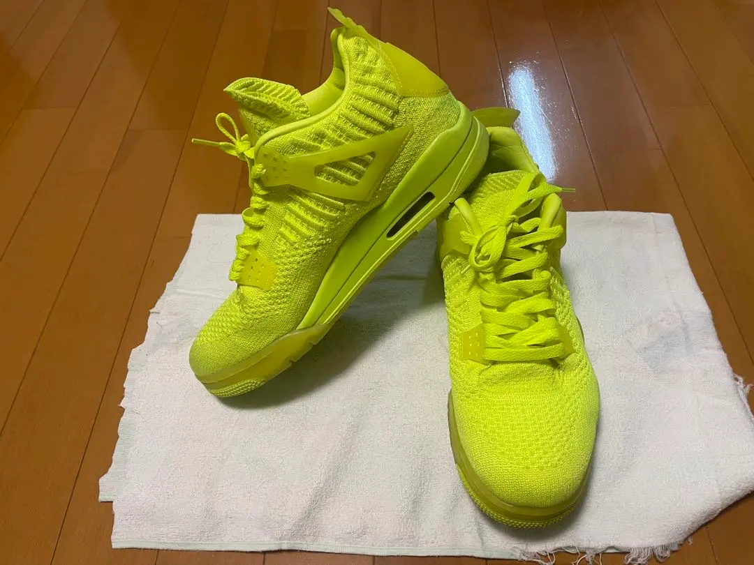 バ*ん様 エアジョーダン4 レトロ フライニットボルト 楽天市場】NIKE AIR JORDAN 4 RETRO FLYKNIT volt/volt-volt