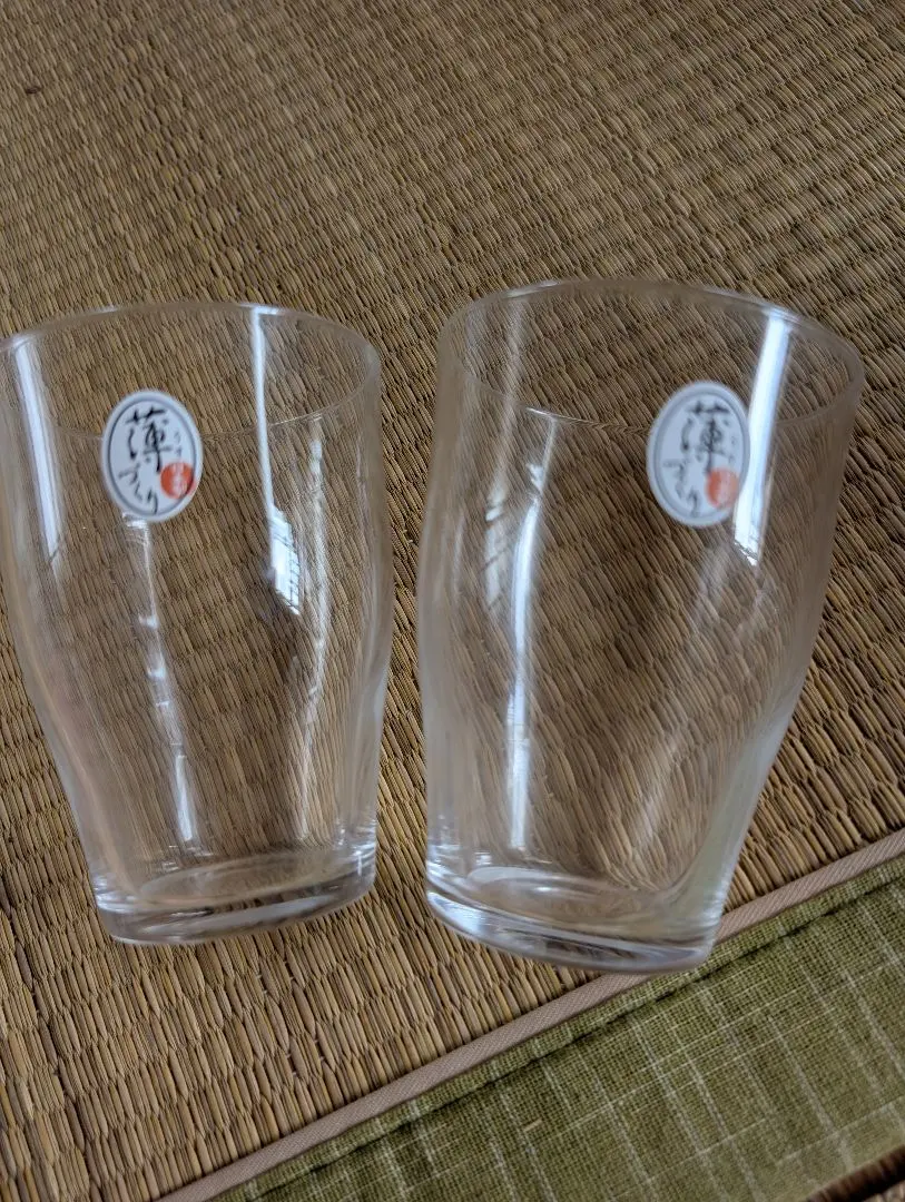 Thumbnail of Set of 2 glass cups (large and small)