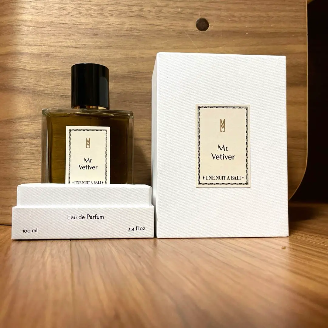 Uni Nuit Nomade 香水　新品未使用　100ml 2025年最新】une nuit nomadeの人気アイテム - メルカリ