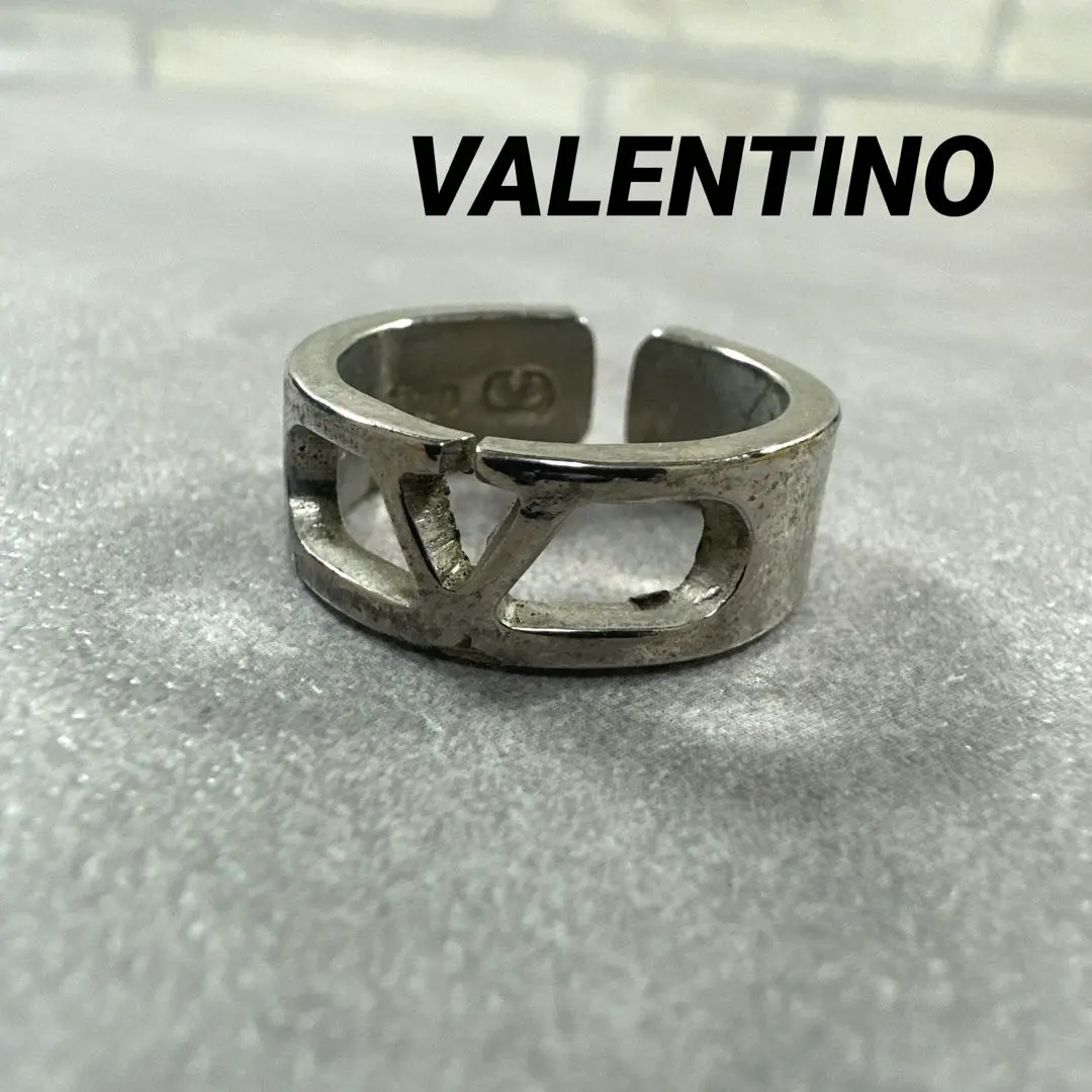 2025年最新】VALENTINO リング・指輪の人気アイテム - メルカリ
