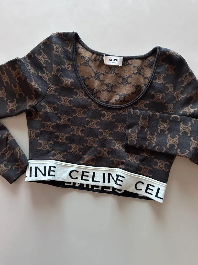 2025年最新】CELINE Tシャツ クロップド丈の人気アイテム - メルカリ