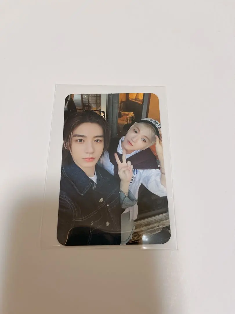 Thumbnail of boynextdoor trading cards AND Leehan