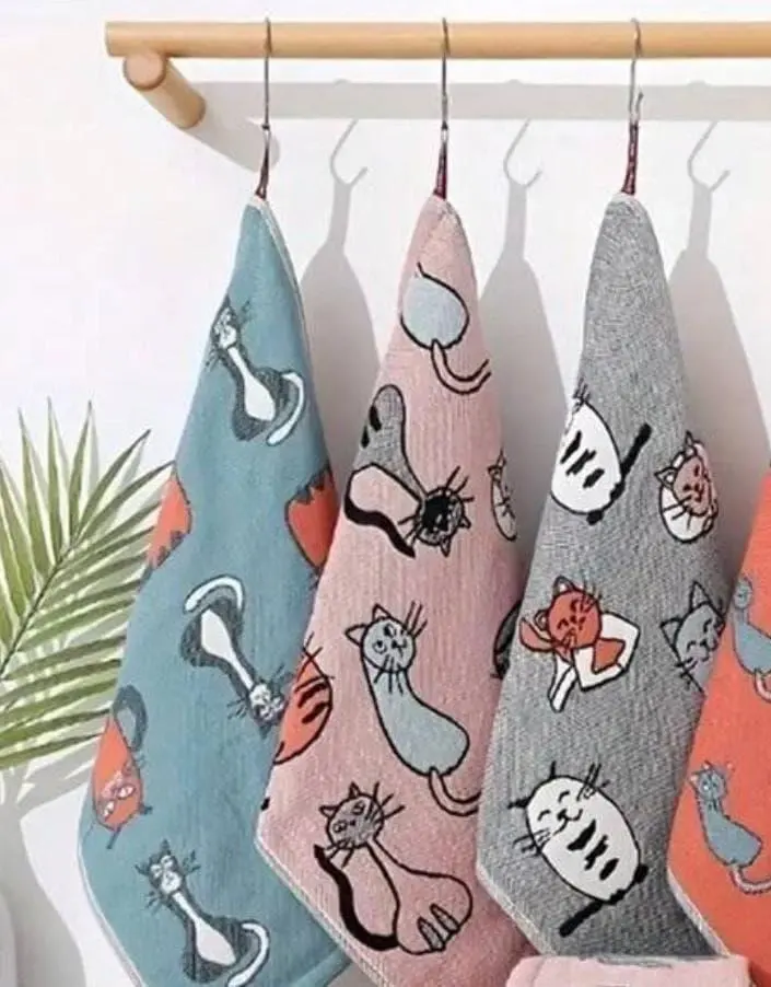 Thumbnail of Set of 3 Cat Pattern Loop Towels