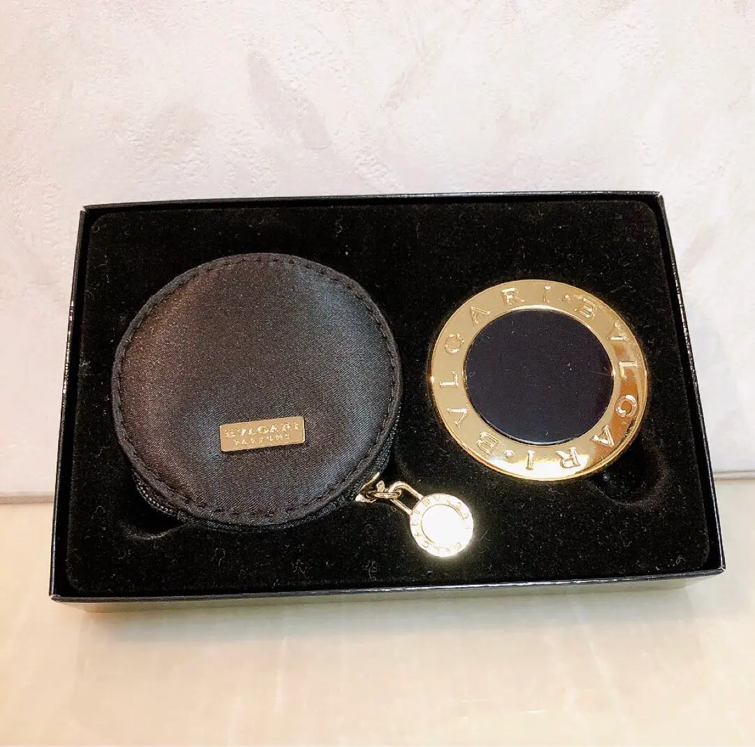 未使用　BVLGARI スライドミラー　ブラック ゴールド　ミラー ケース付き BVLGARI ブルガリ B-zero コンパクトミラー スライド 黒