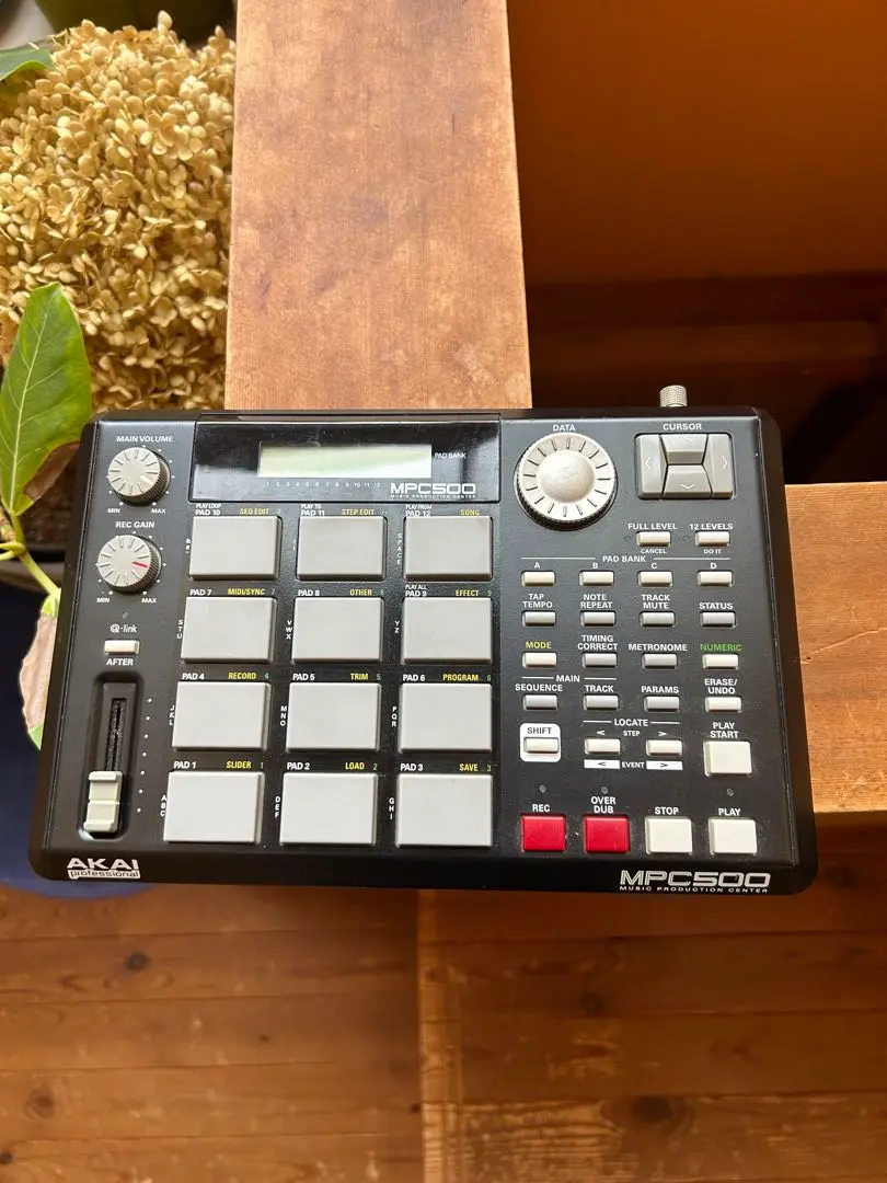 2025年最新】AKAI MPC 500の人気アイテム - メルカリ