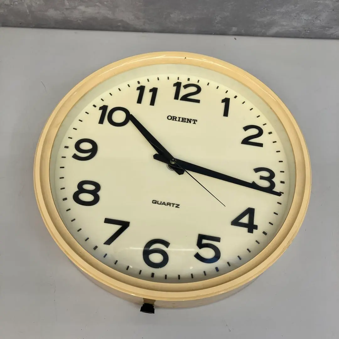 薬師丸ひろ子 レコード型壁掛け時計 クォーツ時計 ORIENT オリエント時計製 Amazon.co.jp: 薬師丸ひろ子 レコード型壁掛け時計 クォーツ時計