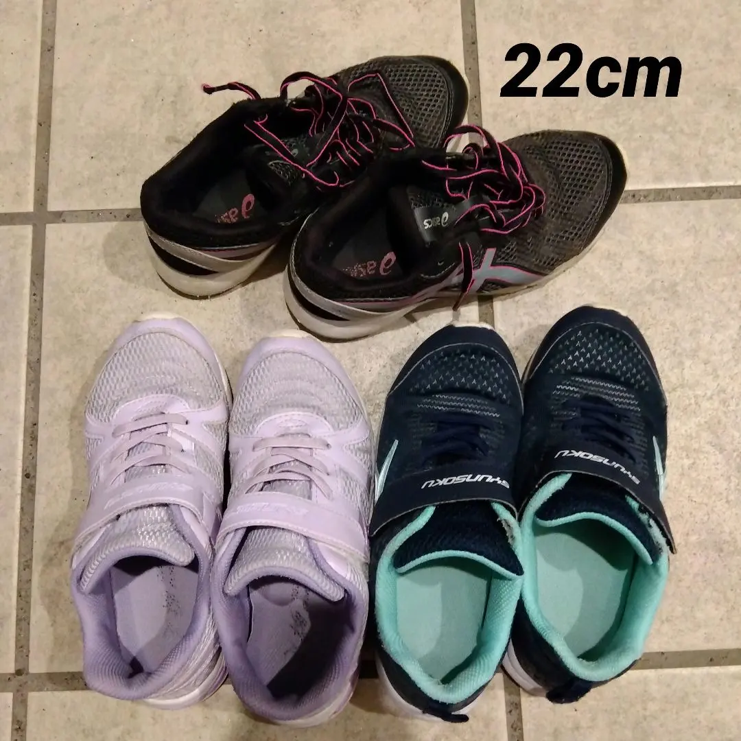 Thumbnail of Kids' sneakers, set of 3, all 22cm. Asics, Shunsoku, athletic shoes, kids.