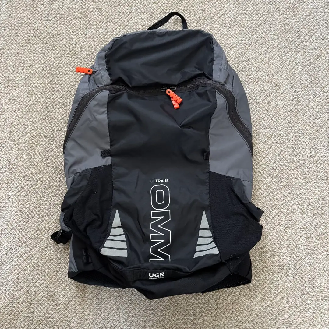 登山用品 OMM Ultra 15 Grey/Black OMM Ultra 15 Grey/Black