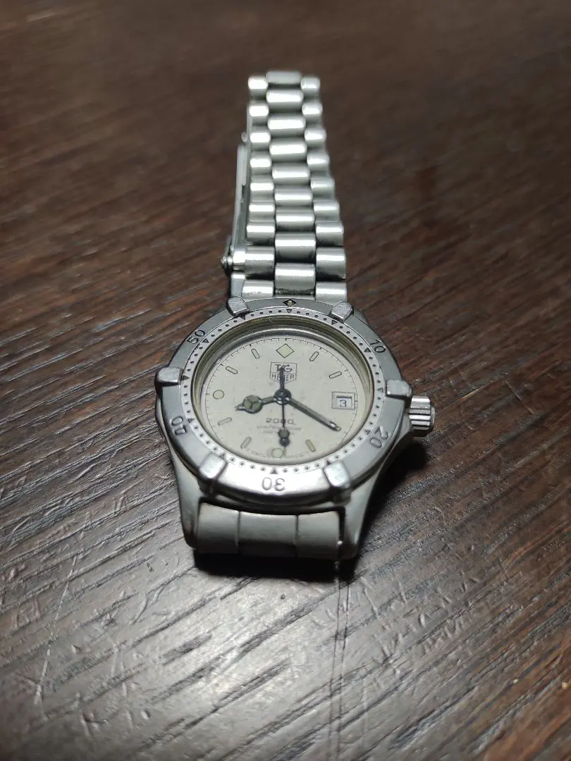 タグホイヤー ダイバー 2000 プロフェッショナル 962.206 200m Yahoo!オークション - 1円 タグホイヤー 962.206-2 2000シリーズ
