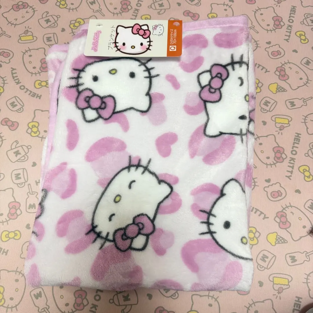 Thumbnail of Final Price Reduction: Avail Hello Kitty Blanket, Throw, Pink Leopard Print
