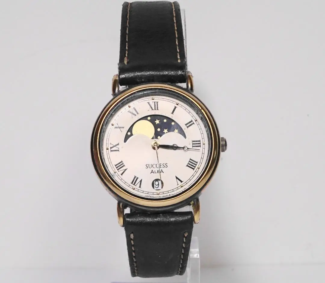 SEIKO ALBA アナログ時計　V338-6100 SEIKO Alba V338-6100 Moon Phase Date Roman 31mm Qz Men Watch