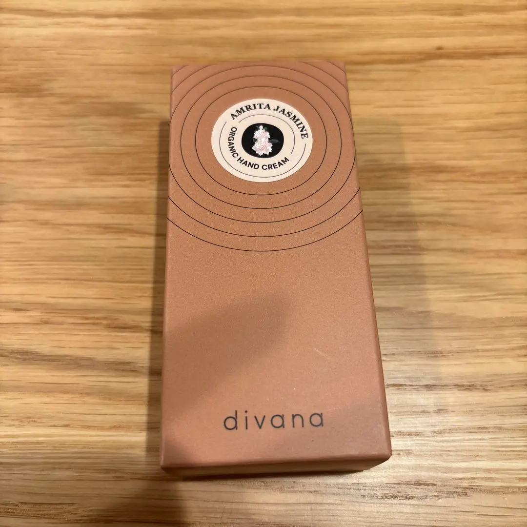 divana ZeeNuNew ハンドクリーム　10g*6 2025年最新】Divan ハンドクリームの人気アイテム - メルカリ