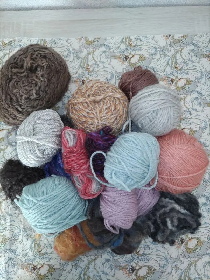 Thumbnail of Various yarns