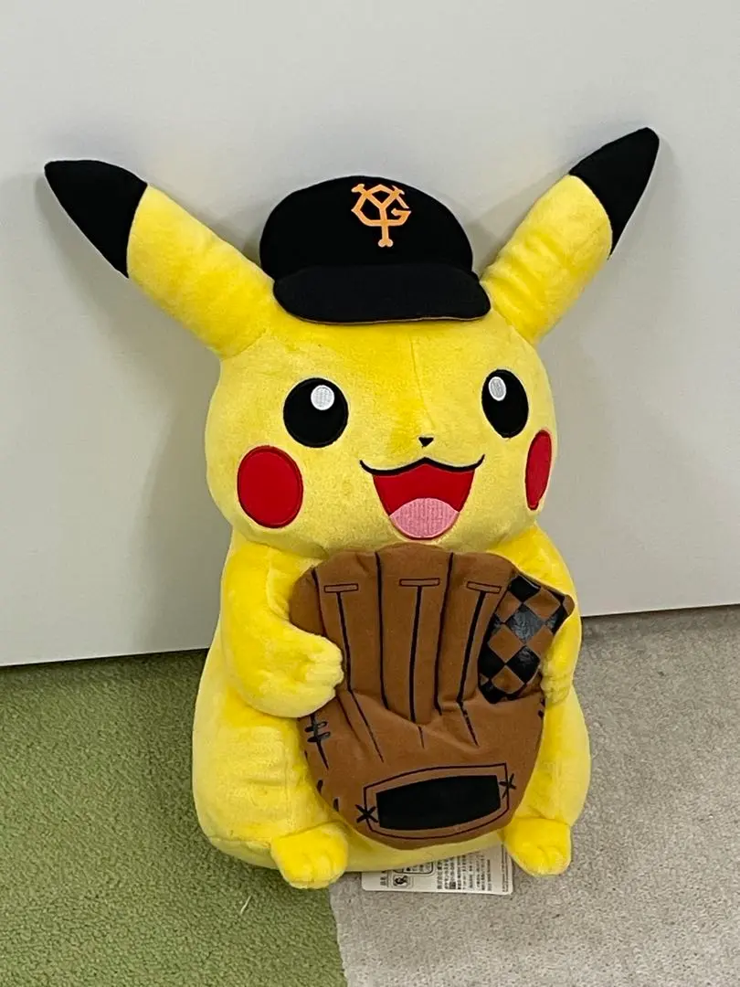 【韓国限定】ジャイアンツ　ピカチュウコラボ　キーリングぬいぐるみ　ポケモンタウン 韓国限定】ロッテジャイアンツ ピカチュウ コラボ アクリル