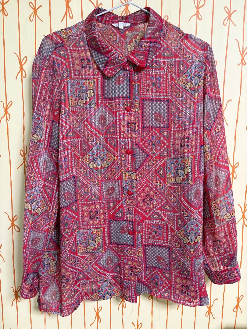 Thumbnail of Long-sleeved blouse shirt vintage unique red