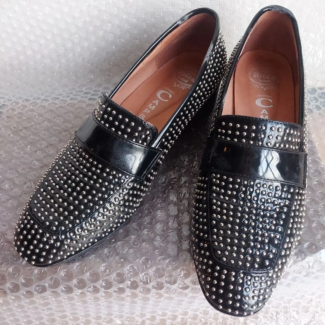 【Campbell】鉚釘裝飾樂福鞋！ 尺碼標示37 漆皮黑色 的縮圖