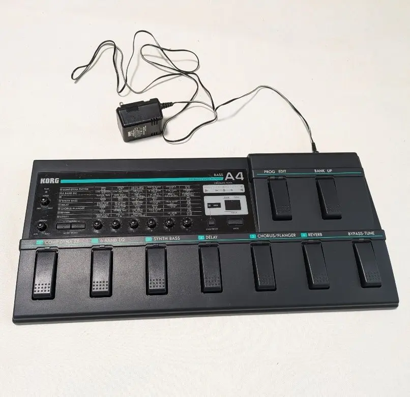 コルグ　ベース用　マルチ エフェクター　ボード　A5 GTR　エフェクターボード ペダルボード/エフェクターボードを組んだ - a box of chocolates