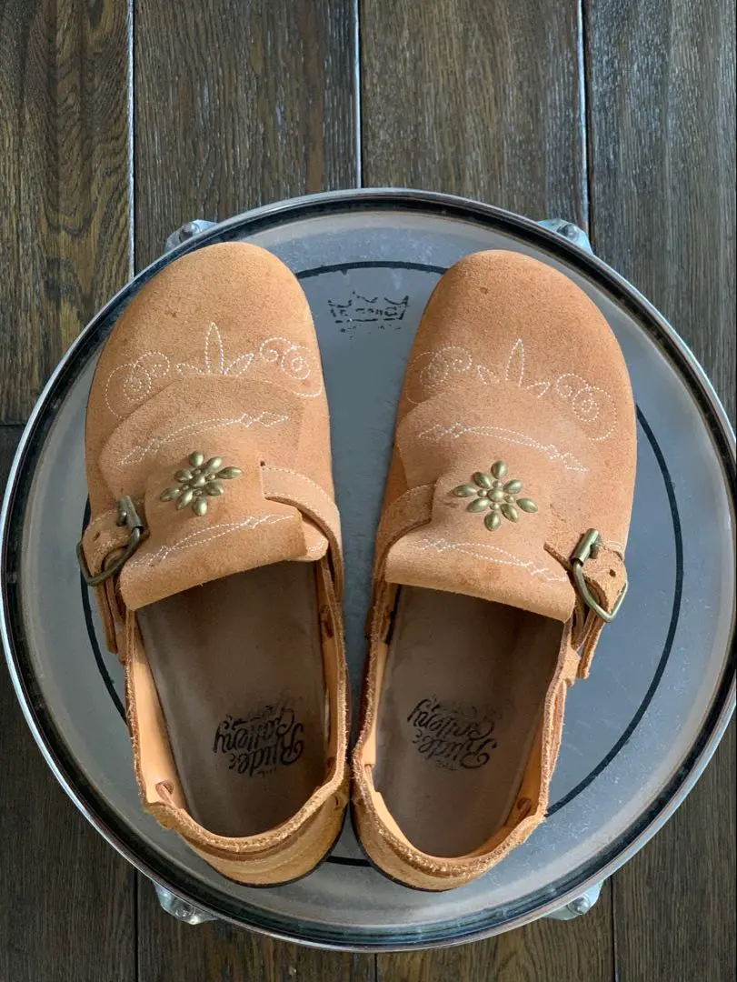 【日本未入荷】SANDRO メタリックスパイク レザーサンダル メンズサンダル レザーサンダル ブランド イタリア」の人気商品