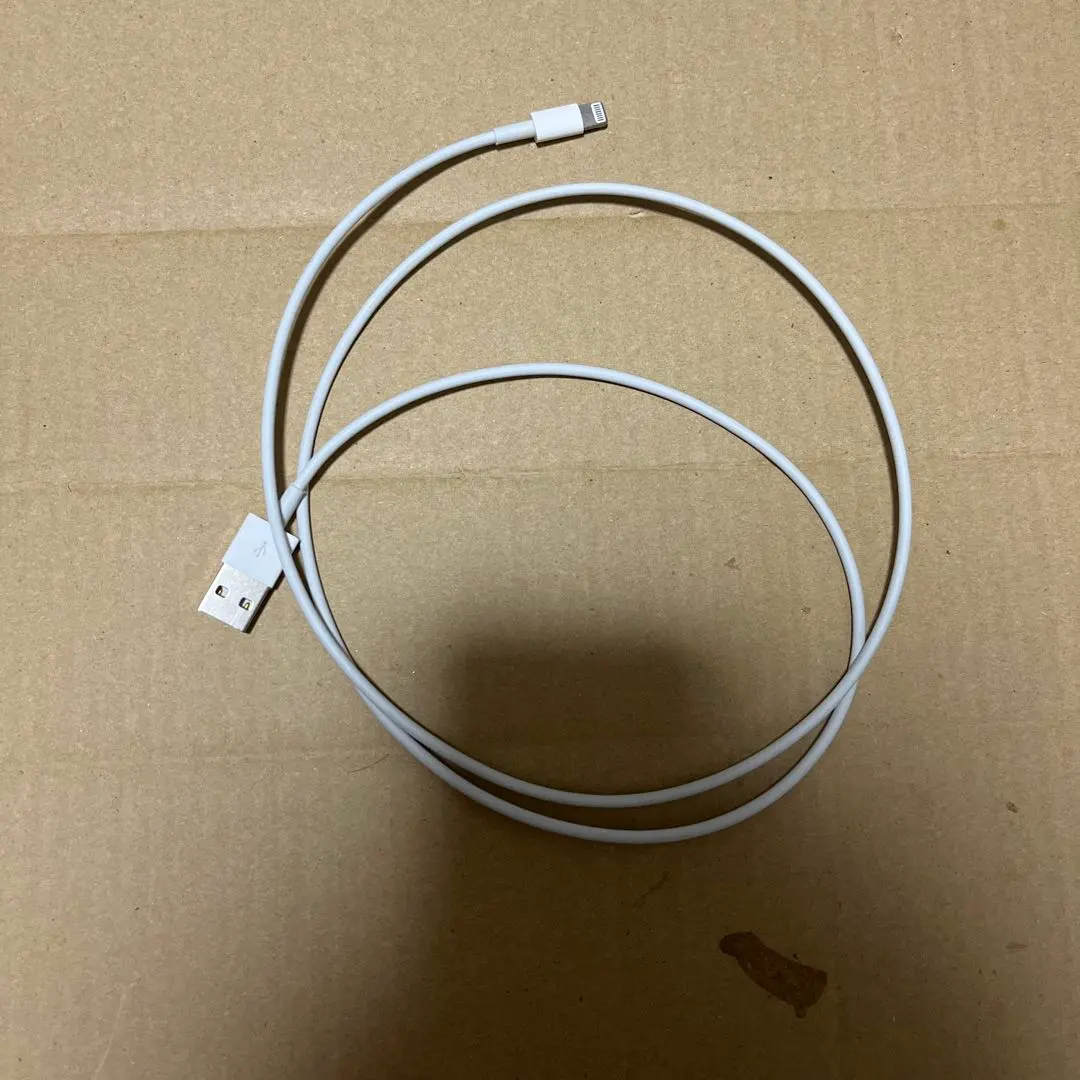 Thumbnail of Lightning cable, approximately 1 meter, white, genuine