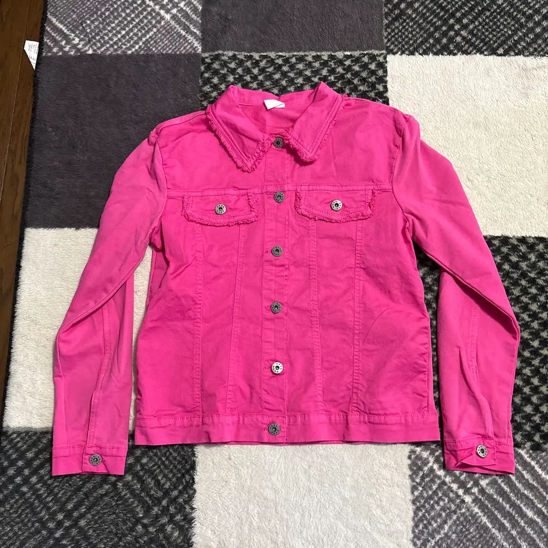 Thumbnail of Pink button-up jacket for women