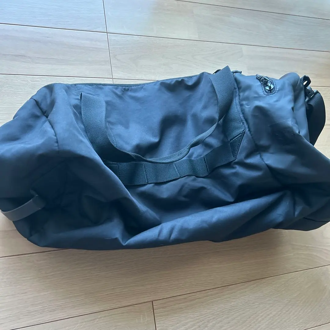 Thumbnail of Under Armour sports bag