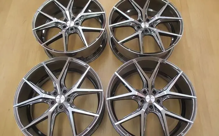 ど*ん様 ROJAM D7 22インチ ホイールセット ど*ん様 ROJAM D7 22インチ ホイールセット - メルカリ