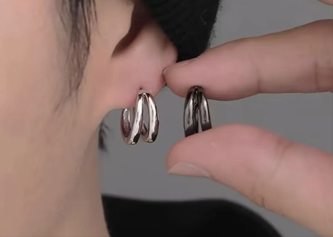 銀色 黑色 2件套 扭曲圈圈耳環 雙排 的縮圖