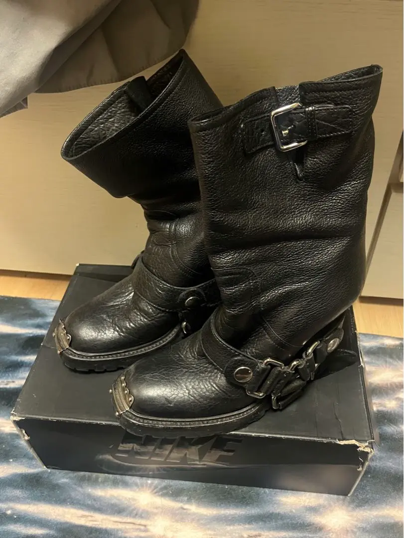 【未使用】miu miu レザー エンジニアブーツ 37 MIU MIU - 最終お値下げ miumiu ブーツ エンジニアブーツの通販