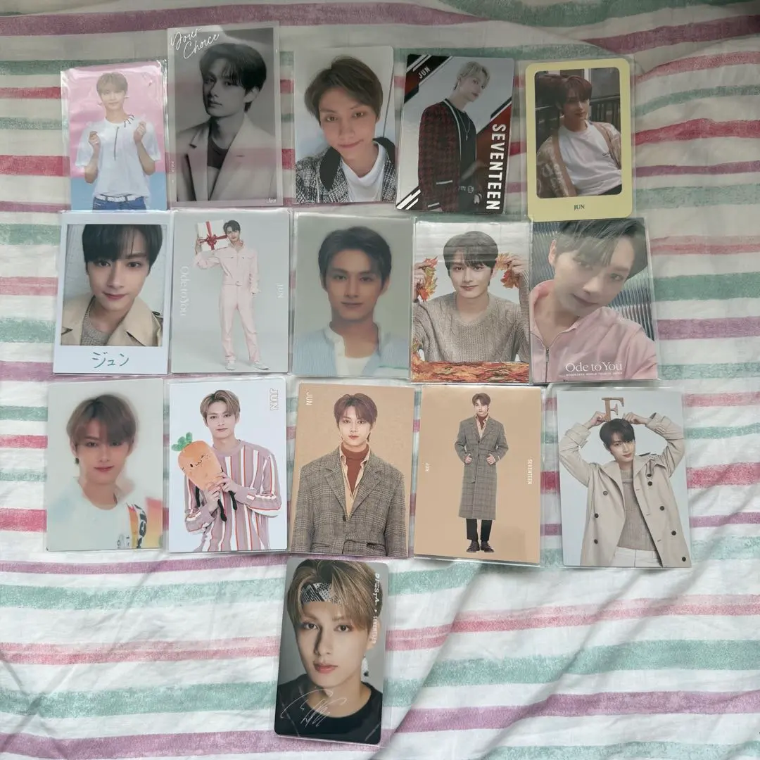 Thumbnail of Seventeen Jun trading card set / bulk sale. Seventeen JUN