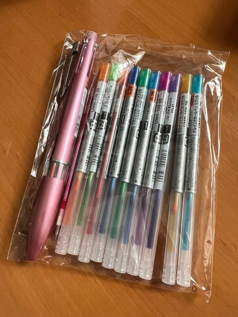 Thumbnail of Multi-color ballpoint pen with refills