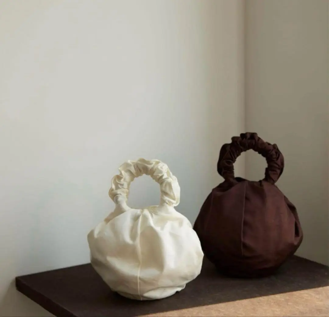 meer. TIE LEATHER BALL BAG レザーボールバッグ MEER. TIE LEATHER BALL BAG メーア レザーボールバッグ