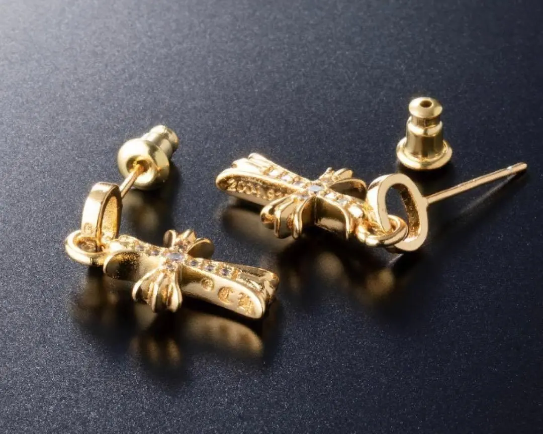 黃金十字寶貝胖胖鋯石黃金耳環 2個 36 的縮圖