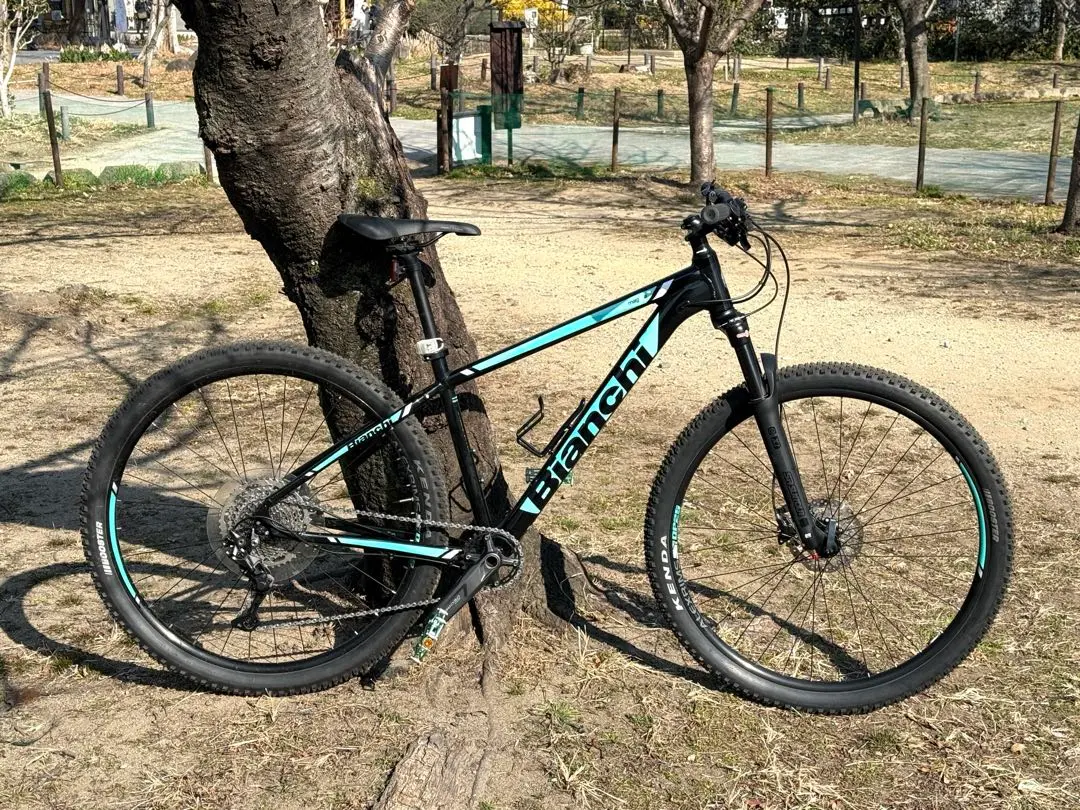 Bianchi magma 7.2 美品　ゴールドカスタム　ハードテイル BIANCHI】オフロードから街乗りまで！万能MTBのMAGMA7.2、ござい