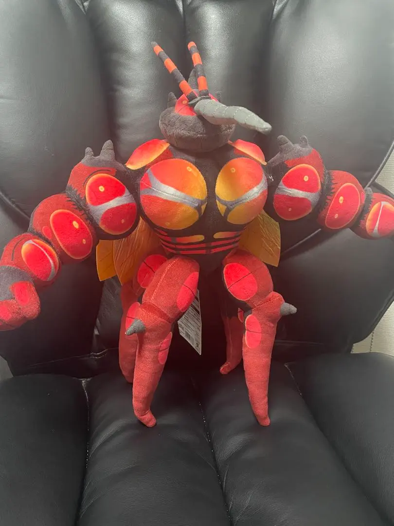 ポケモンぬいぐるみ　フェリーチェ　ウルトラビーストのモンスターボール ポケモンぬいぐるみフェリーチェウルトラビーストのモンスターボール