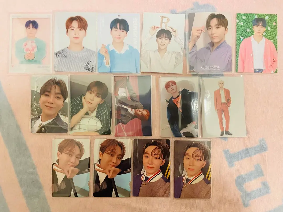 Thumbnail of Seventeen S.Coups trading card set