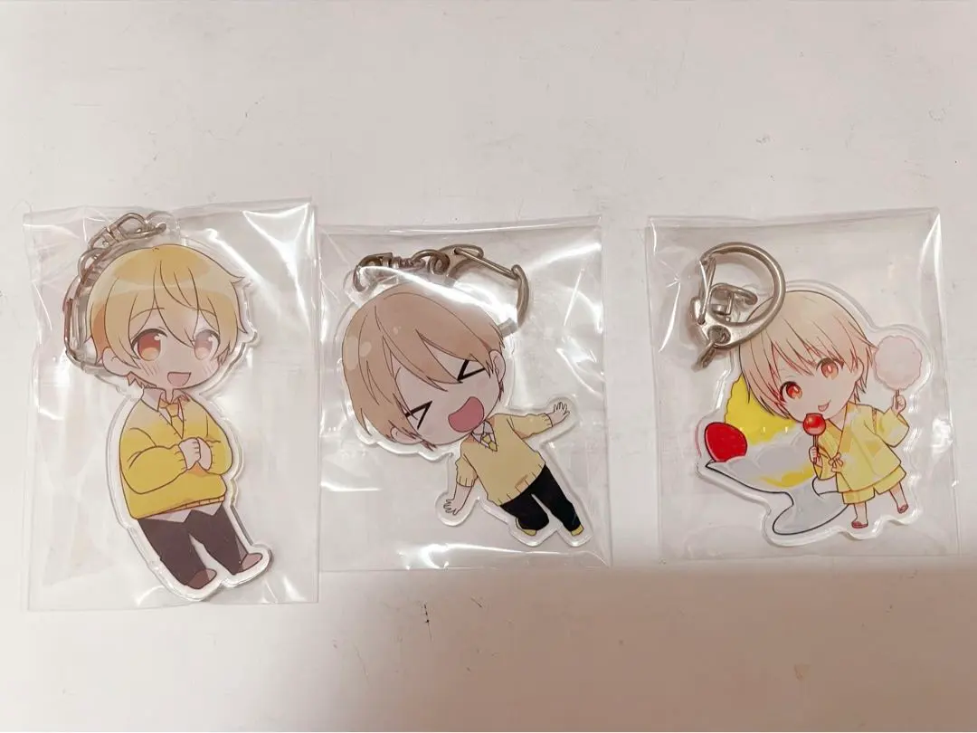 Thumbnail of A collection of Ruuto acrylic keychains from STPR, rare items.