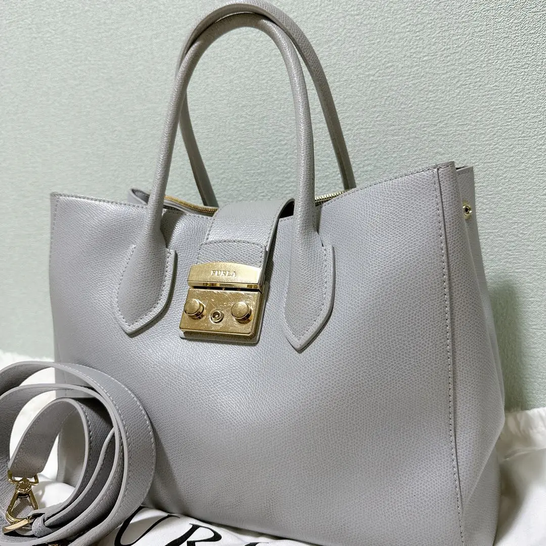 2025年最新】フルラ（furla）/メトロポリス m トートバッグの