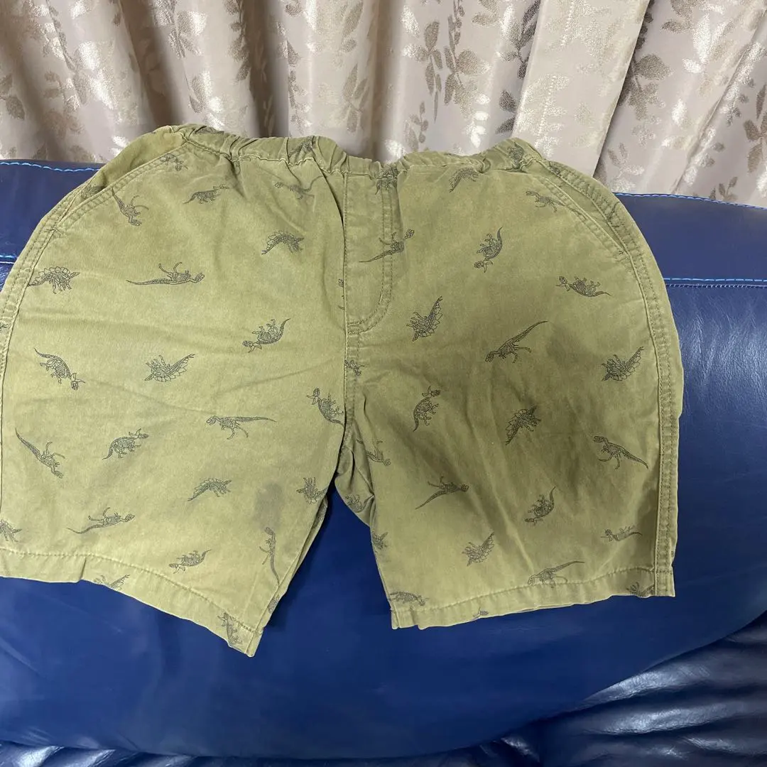 UNIQLO 恐龍圖案 短褲 140 的縮圖