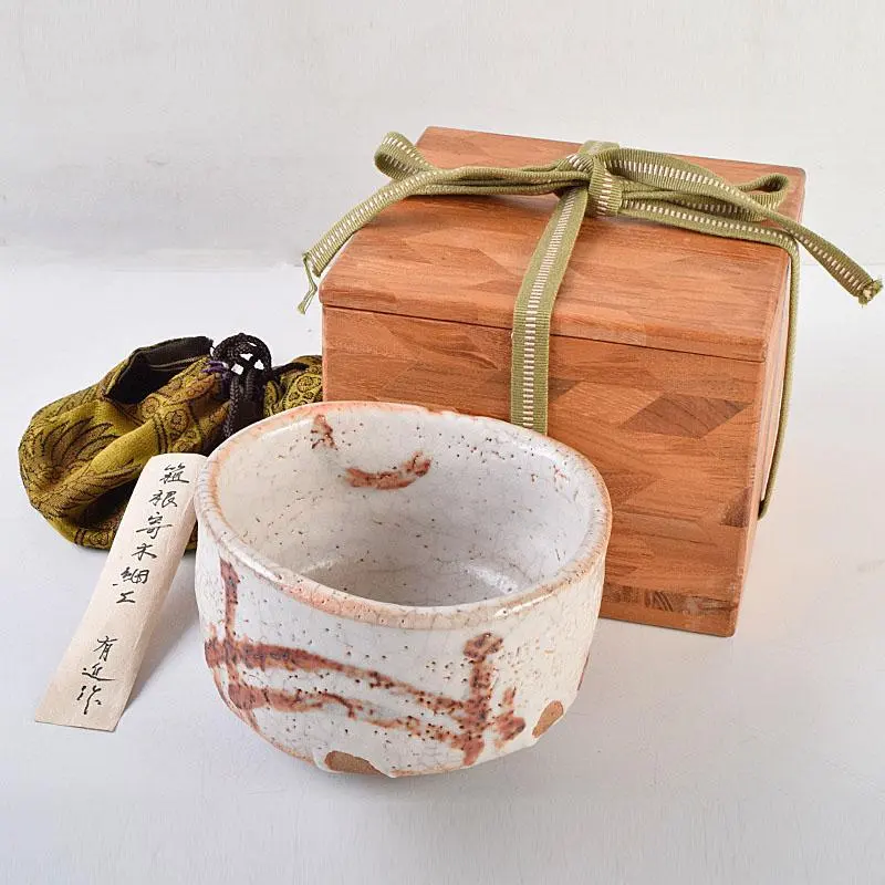 Thumbnail of Tea Ceremony Utensils, E-Shino Tea Bowl, Made by Arikane, Traditional Craft, With Hakone Yosegi Zaiku Box, M, R9534