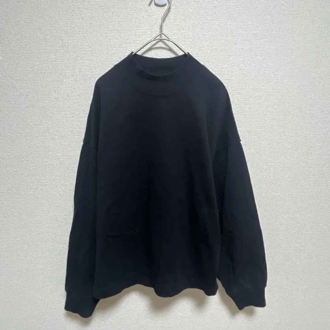 Thumbnail of Uniqlo Sweatshirt Plain Gray Women's Gray