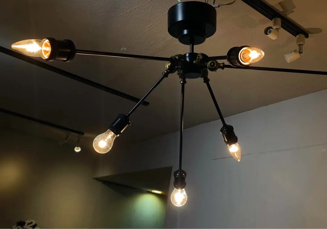 エルックス　シーリングライト 美品　電球付き　電球付き LED薄形ミニシーリングライト 60形 720ルーメン 電球色｜LE-Y7LK