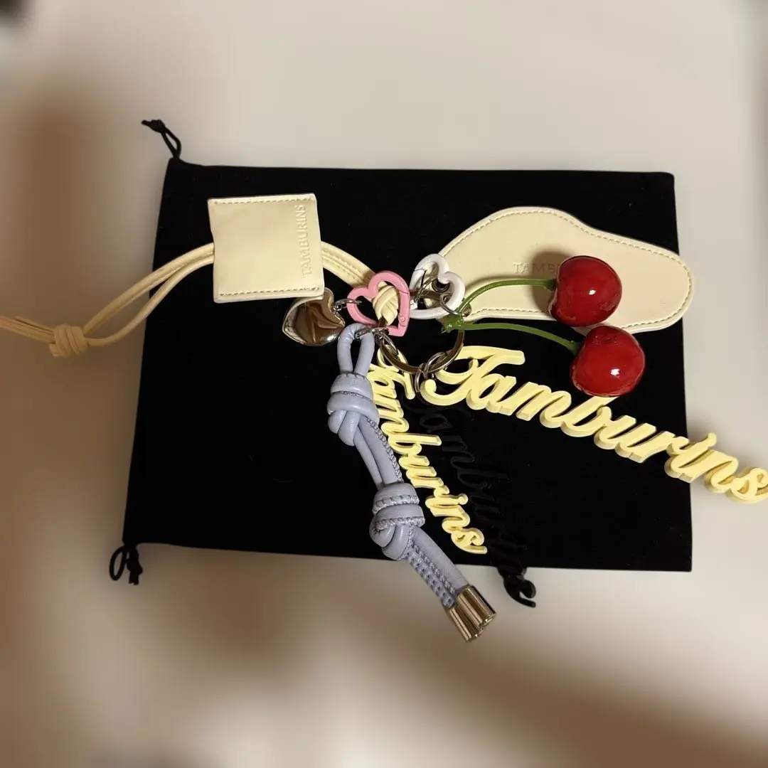 TAMBURINS チャームキーホルダー パフュームバーム 革製キーホルダー - 370X350X750(mm) | TAMBURINS