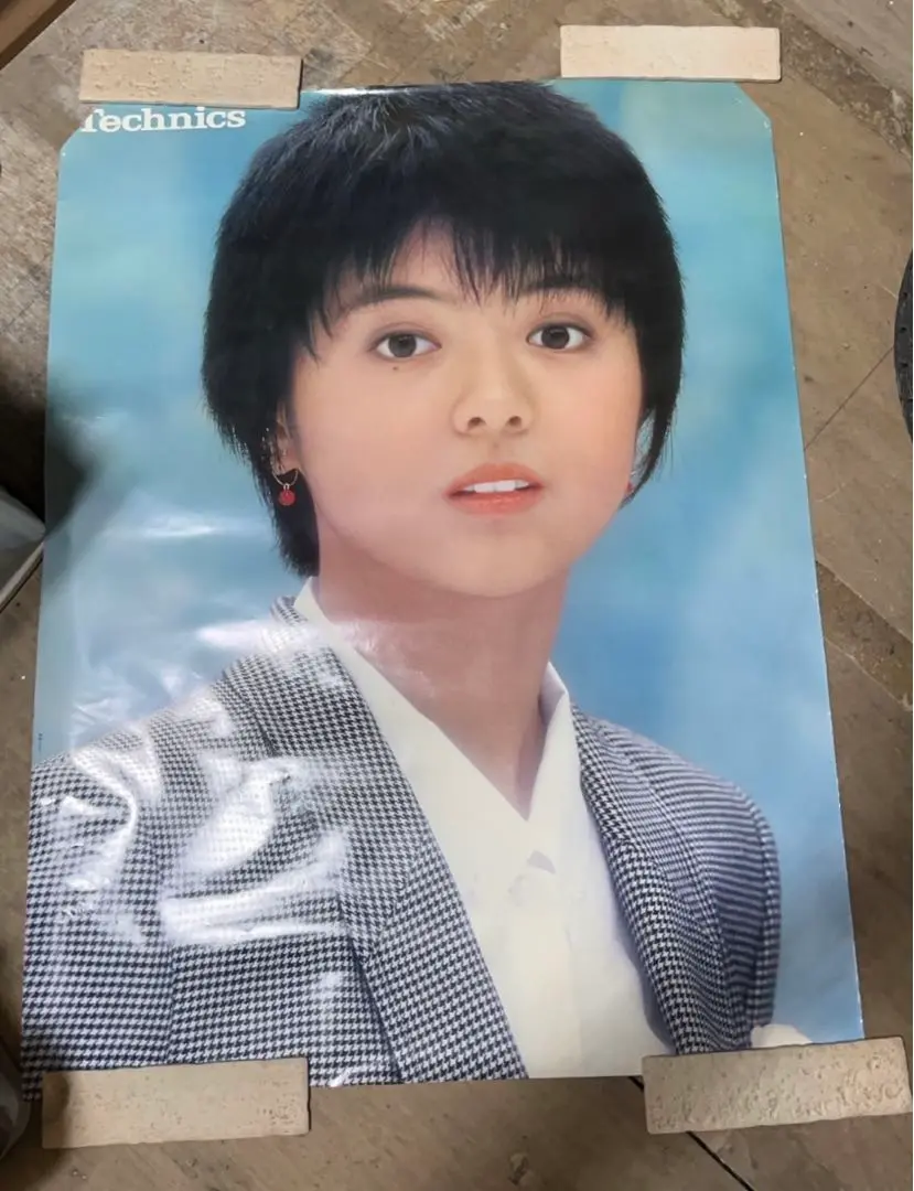 【送料込】薬師丸ひろ子ポスター4枚組　Technics ヘッドフォン販促 送料込】薬師丸ひろ子ポスター4枚組 Technics ヘッドフォン販促