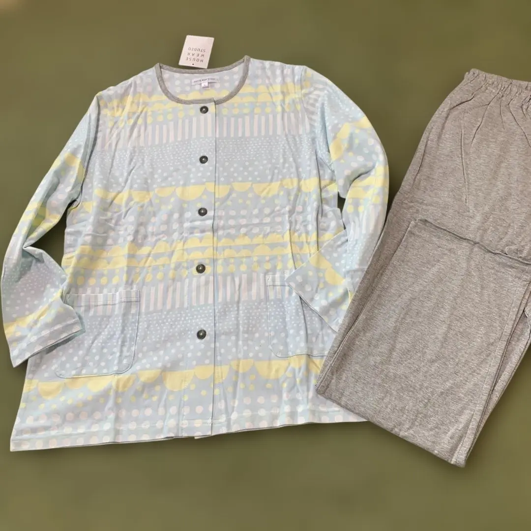 HOUSE WEAR STUDIO ストライプパジャマ S 14,300円の品 HOUSE WEAR STUDIO ストライプパジャマ S 14,300円の品 - メルカリ