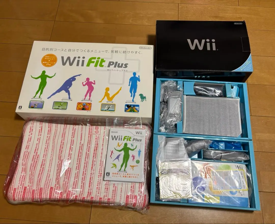 (未使用･未開封品)　Wiiフィット プラス (バランスWiiボードセット) (シロ) og8985z Amazon.co.jp: Wiiフィット プラス (バランスWiiボードセット