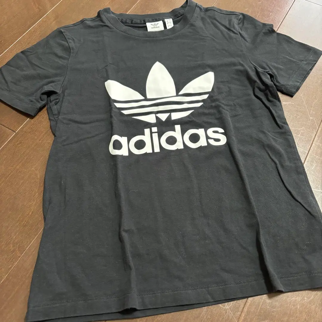 Thumbnail of Excellent condition Adidas T-shirt OT