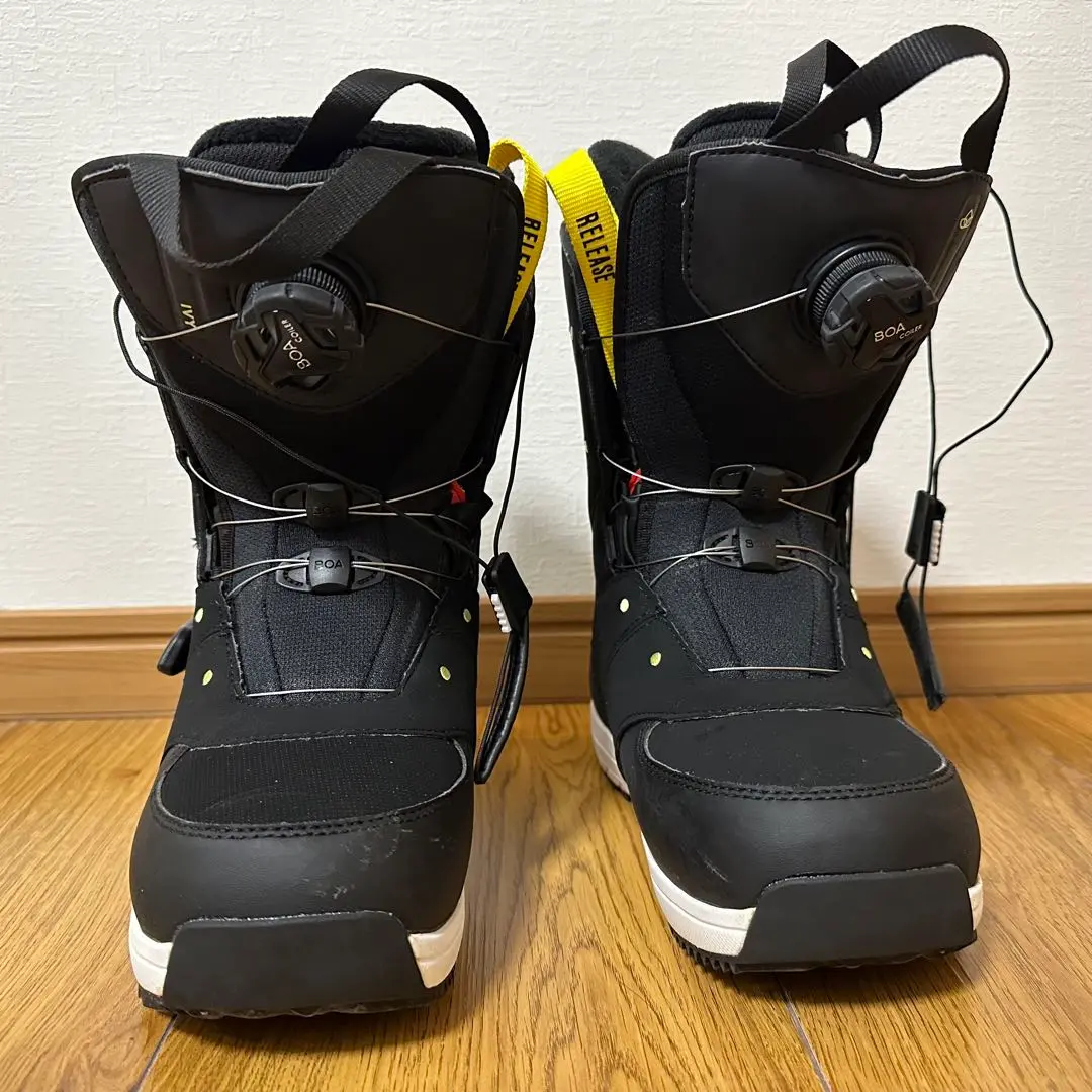 SALOMON - スノーボード ブーツ　新品！SALOMONIVY 18-19モデル23センチ SALOMON - スノーボード ブーツ 新品！SALOMONIVY 18-19モデル23