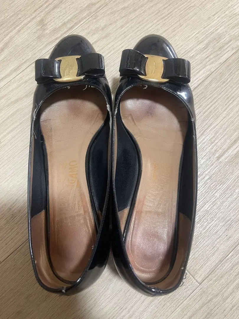 Thumbnail of Ferragamo Vara Pumps