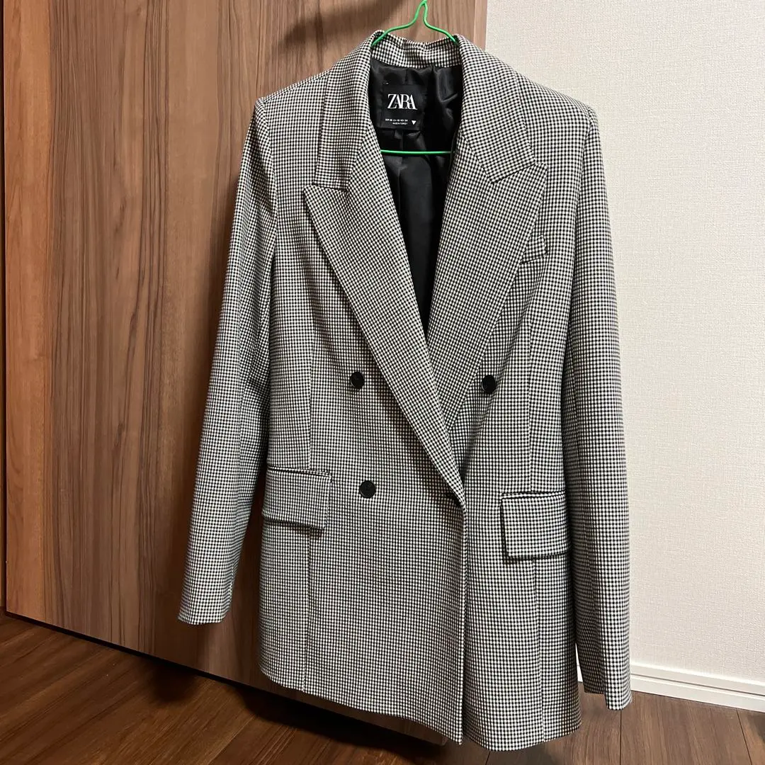 ZARA 外套 的縮圖