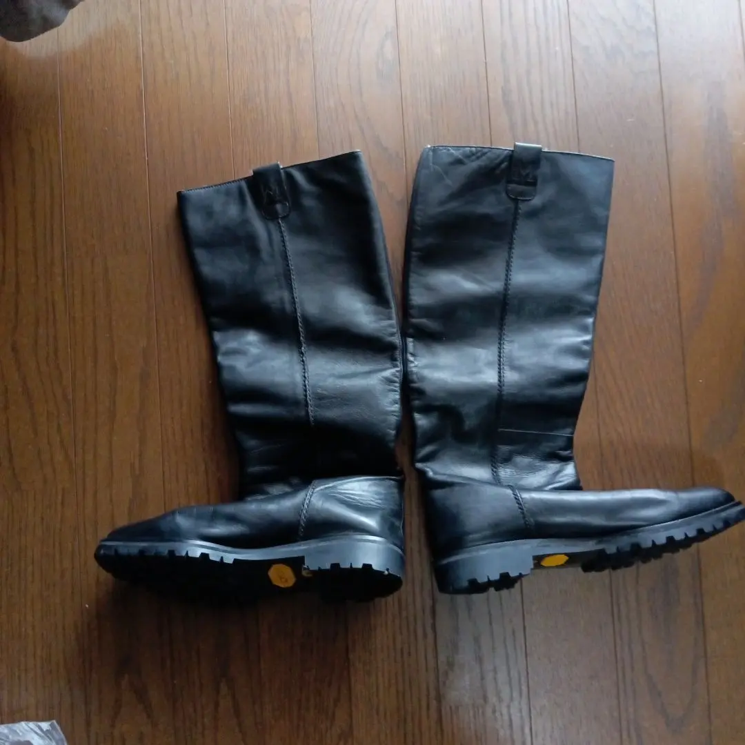 ビブラム（Vibram）スウェードボア付きブーツ K5020